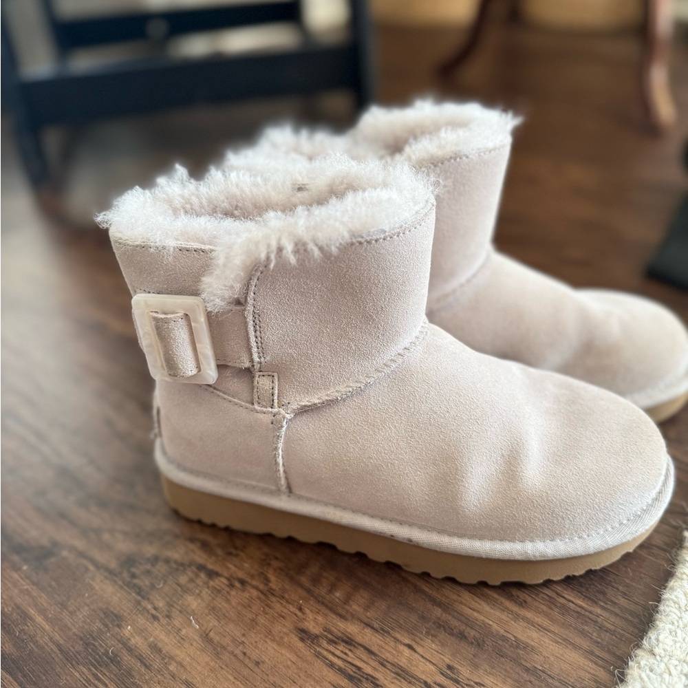 Cozy Shearling-Lined Ankle Boots
